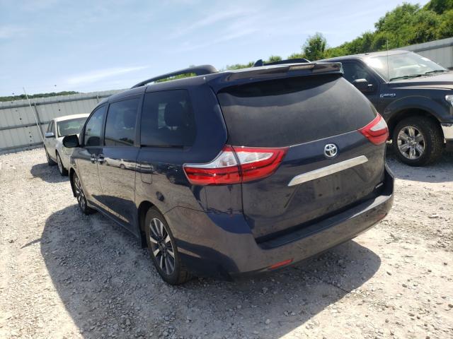 Photo 2 VIN: 5TDYZ3DC4JS951427 - TOYOTA SIENNA XLE 