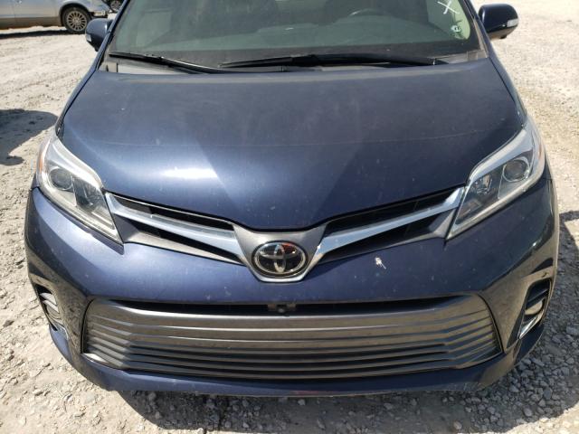 Photo 8 VIN: 5TDYZ3DC4JS951427 - TOYOTA SIENNA XLE 