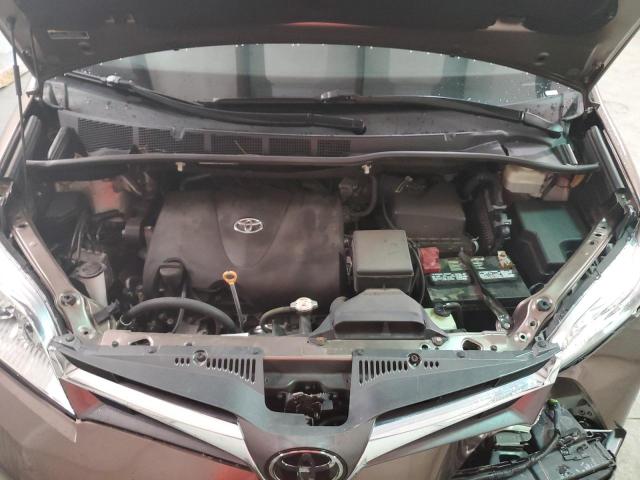 Photo 6 VIN: 5TDYZ3DC4JS954442 - TOYOTA SIENNA XLE 