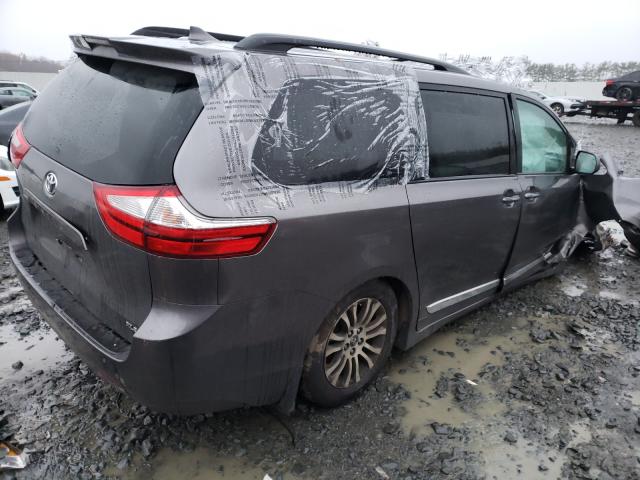 Photo 3 VIN: 5TDYZ3DC4JS960824 - TOYOTA SIENNA XLE 