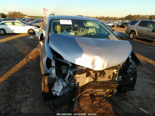 Photo 5 VIN: 5TDYZ3DC4KS002994 - TOYOTA SIENNA 