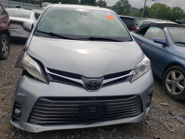 Photo 4 VIN: 5TDYZ3DC4KS009265 - TOYOTA SIENNA XLE 