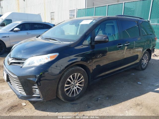 Photo 1 VIN: 5TDYZ3DC4KS017981 - TOYOTA SIENNA 