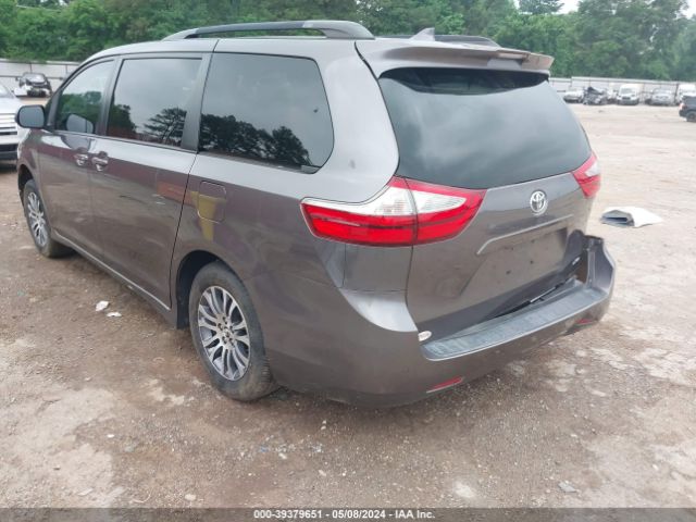 Photo 2 VIN: 5TDYZ3DC4KS994215 - TOYOTA SIENNA 