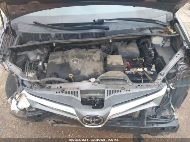 Photo 9 VIN: 5TDYZ3DC4KS994215 - TOYOTA SIENNA 