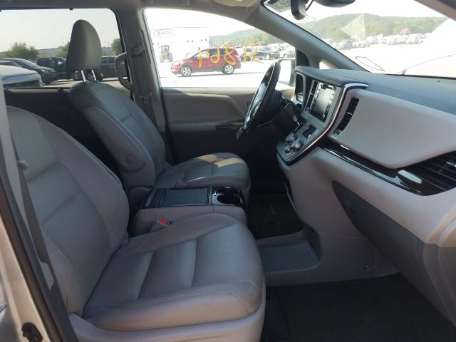 Photo 4 VIN: 5TDYZ3DC4KS996806 - TOYOTA SIENNA XLE 