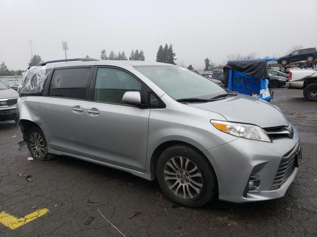 Photo 3 VIN: 5TDYZ3DC4KS997373 - TOYOTA SIENNA XLE 