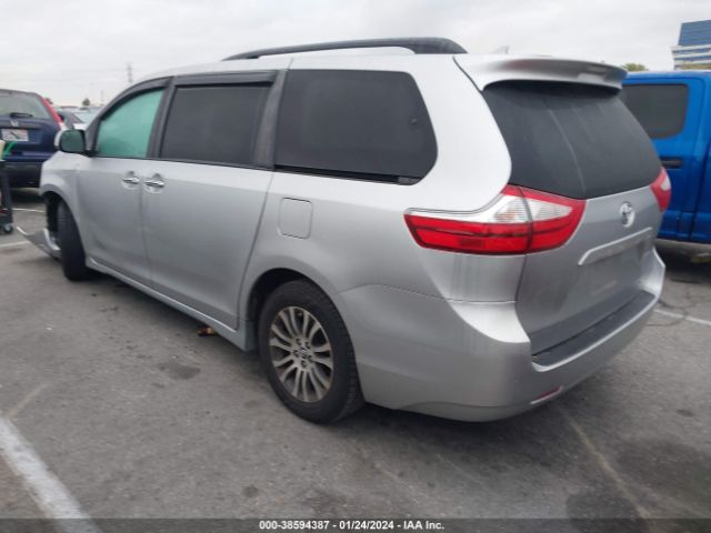 Photo 2 VIN: 5TDYZ3DC4LS027363 - TOYOTA SIENNA 