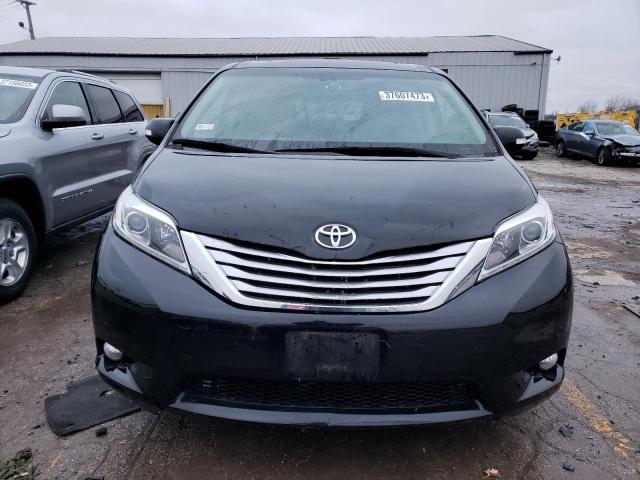 Photo 4 VIN: 5TDYZ3DC5HS792931 - TOYOTA SIENNA XLE 