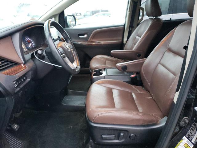 Photo 6 VIN: 5TDYZ3DC5HS792931 - TOYOTA SIENNA XLE 