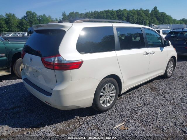 Photo 3 VIN: 5TDYZ3DC5HS798146 - TOYOTA SIENNA 