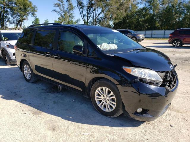 Photo 3 VIN: 5TDYZ3DC5HS811915 - TOYOTA SIENNA XLE 