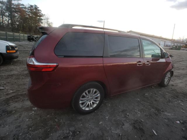 Photo 2 VIN: 5TDYZ3DC5HS814491 - TOYOTA SIENNA XLE 