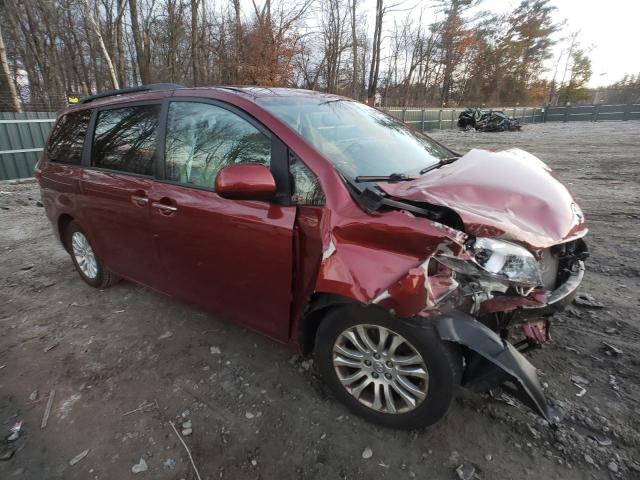 Photo 3 VIN: 5TDYZ3DC5HS814491 - TOYOTA SIENNA XLE 