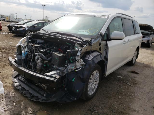 Photo 1 VIN: 5TDYZ3DC5HS822266 - TOYOTA SIENNA XLE 