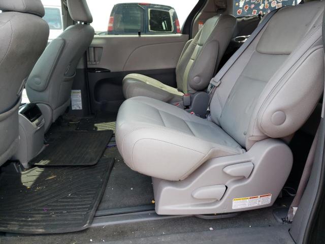 Photo 9 VIN: 5TDYZ3DC5HS845885 - TOYOTA SIENNA XLE 