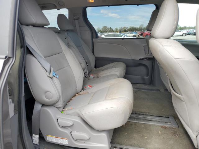 Photo 10 VIN: 5TDYZ3DC5HS867188 - TOYOTA SIENNA XLE 