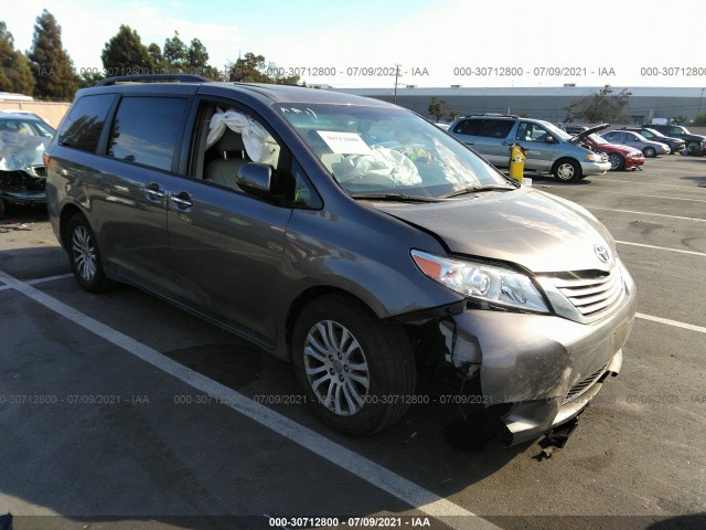 Photo 0 VIN: 5TDYZ3DC5HS890664 - TOYOTA SIENNA 