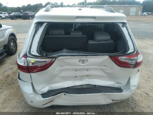 Photo 5 VIN: 5TDYZ3DC5HS894178 - TOYOTA SIENNA 