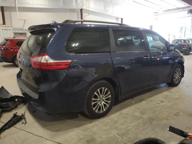 Photo 2 VIN: 5TDYZ3DC5JS909736 - TOYOTA SIENNA XLE 