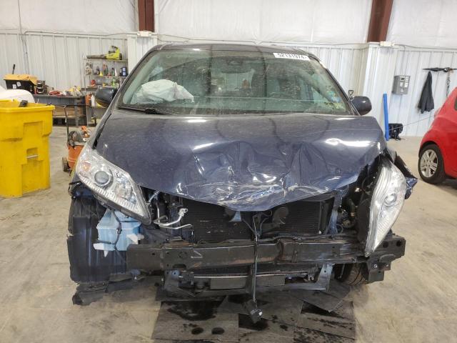 Photo 4 VIN: 5TDYZ3DC5JS909736 - TOYOTA SIENNA XLE 