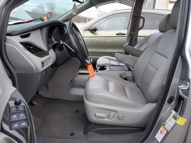 Photo 6 VIN: 5TDYZ3DC5JS910787 - TOYOTA SIENNA XLE 