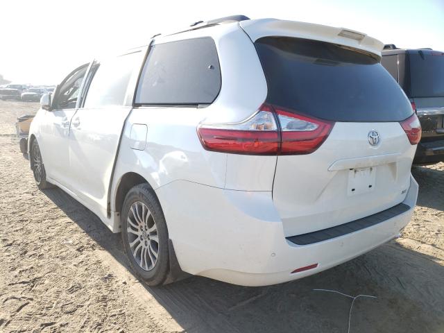 Photo 2 VIN: 5TDYZ3DC5JS923295 - TOYOTA SIENNA XLE 