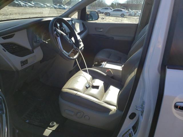 Photo 6 VIN: 5TDYZ3DC5JS930053 - TOYOTA SIENNA XLE 