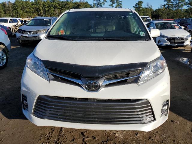 Photo 4 VIN: 5TDYZ3DC5KS979965 - TOYOTA SIENNA XLE 