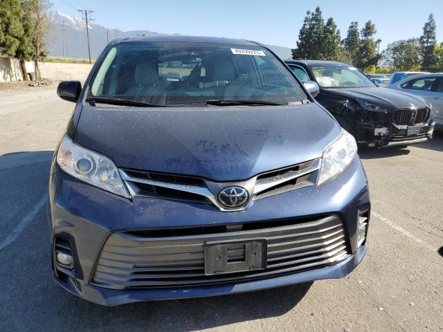 Photo 4 VIN: 5TDYZ3DC5LS055141 - TOYOTA SIENNA XLE 