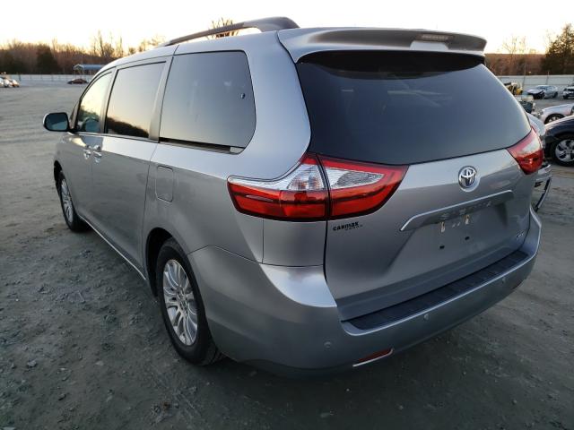 Photo 2 VIN: 5TDYZ3DC6HS781257 - TOYOTA SIENNA XLE 