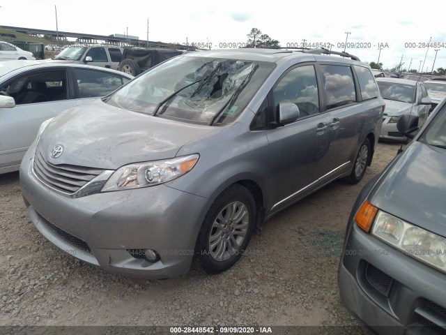 Photo 1 VIN: 5TDYZ3DC6HS784675 - TOYOTA SIENNA 