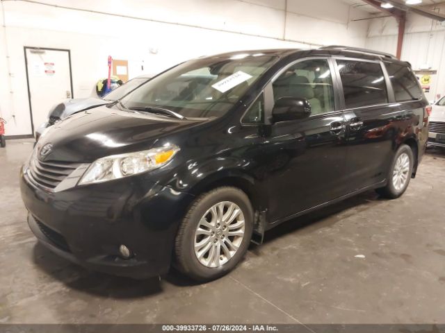 Photo 1 VIN: 5TDYZ3DC6HS812619 - TOYOTA SIENNA 