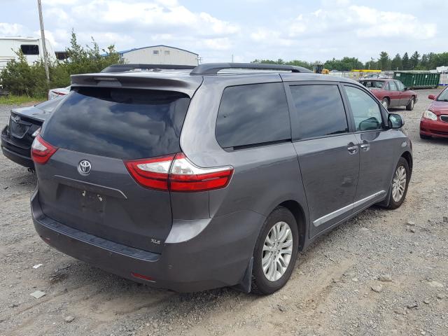 Photo 3 VIN: 5TDYZ3DC6HS818274 - TOYOTA SIENNA XLE 