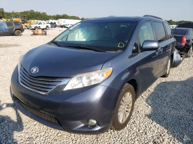 Photo 1 VIN: 5TDYZ3DC6HS829758 - TOYOTA SIENNA XLE 