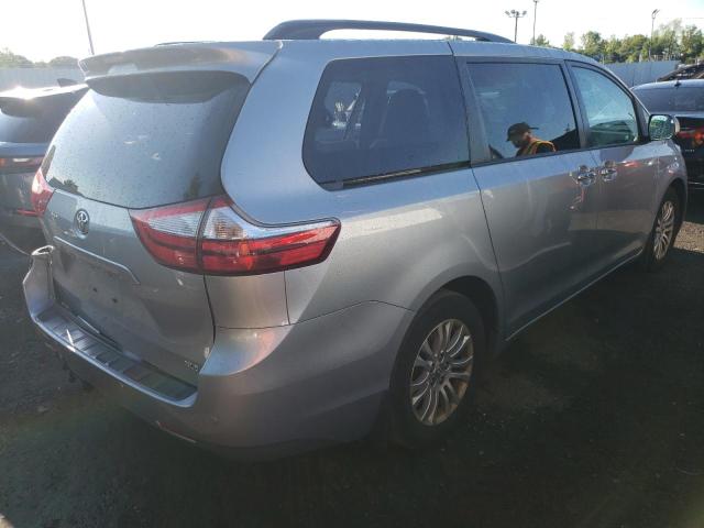 Photo 3 VIN: 5TDYZ3DC6HS834829 - TOYOTA SIENNA XLE 