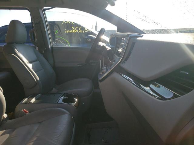 Photo 4 VIN: 5TDYZ3DC6HS834829 - TOYOTA SIENNA XLE 