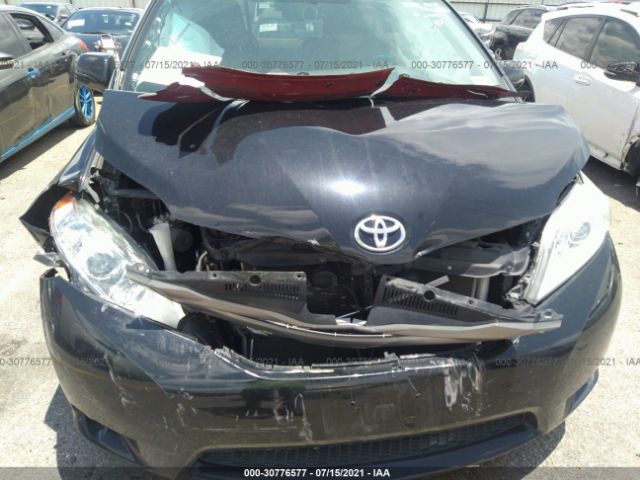 Photo 5 VIN: 5TDYZ3DC6HS836418 - TOYOTA SIENNA 