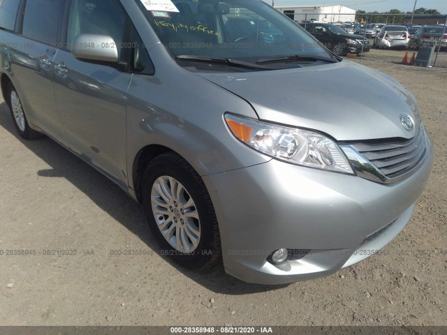 Photo 5 VIN: 5TDYZ3DC6HS848195 - TOYOTA SIENNA 