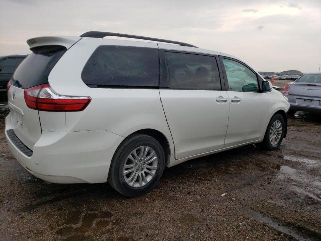 Photo 2 VIN: 5TDYZ3DC6HS850271 - TOYOTA SIENNA XLE 