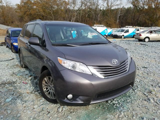 Photo 0 VIN: 5TDYZ3DC6HS854594 - TOYOTA SIENNA XLE 