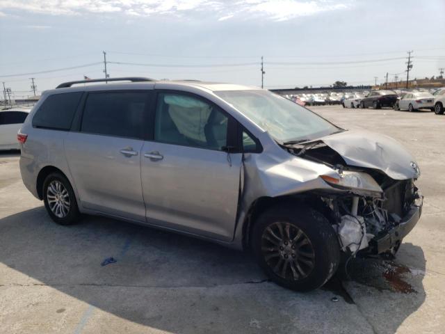 Photo 0 VIN: 5TDYZ3DC6HS872075 - TOYOTA SIENNA XLE 