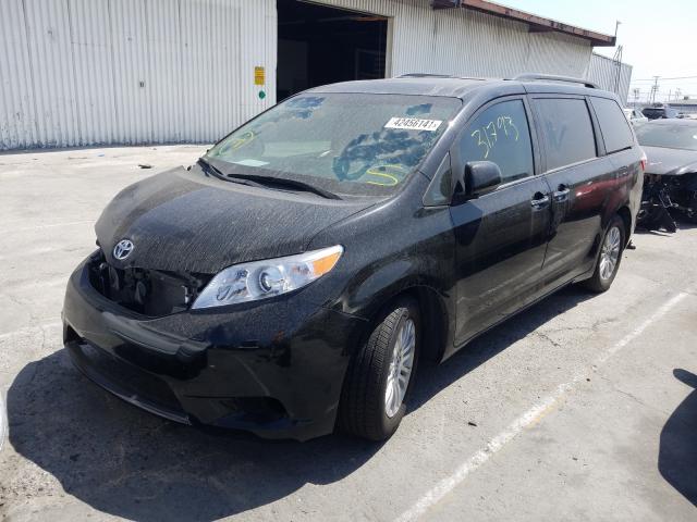 Photo 1 VIN: 5TDYZ3DC6HS887174 - TOYOTA SIENNA XLE 