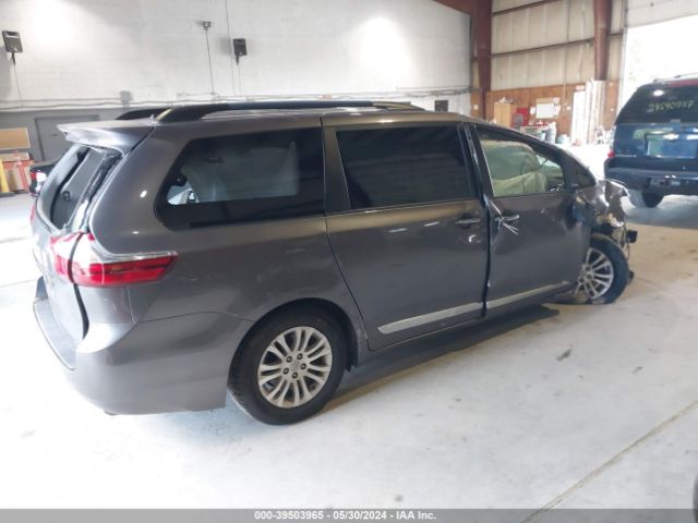 Photo 3 VIN: 5TDYZ3DC6HS890527 - TOYOTA SIENNA 