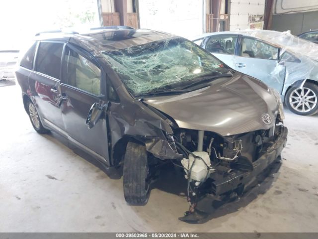 Photo 5 VIN: 5TDYZ3DC6HS890527 - TOYOTA SIENNA 