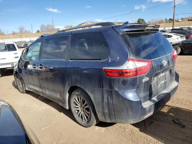 Photo 1 VIN: 5TDYZ3DC6JS913391 - TOYOTA SIENNA XLE 