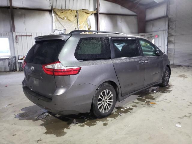 Photo 2 VIN: 5TDYZ3DC6JS953860 - TOYOTA SIENNA XLE 