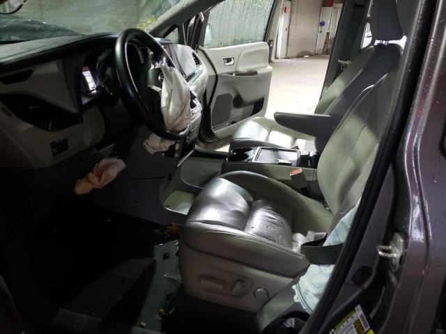 Photo 6 VIN: 5TDYZ3DC6JS953860 - TOYOTA SIENNA XLE 