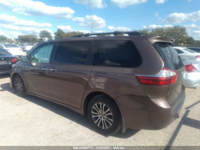 Photo 2 VIN: 5TDYZ3DC6JS961263 - TOYOTA SIENNA 