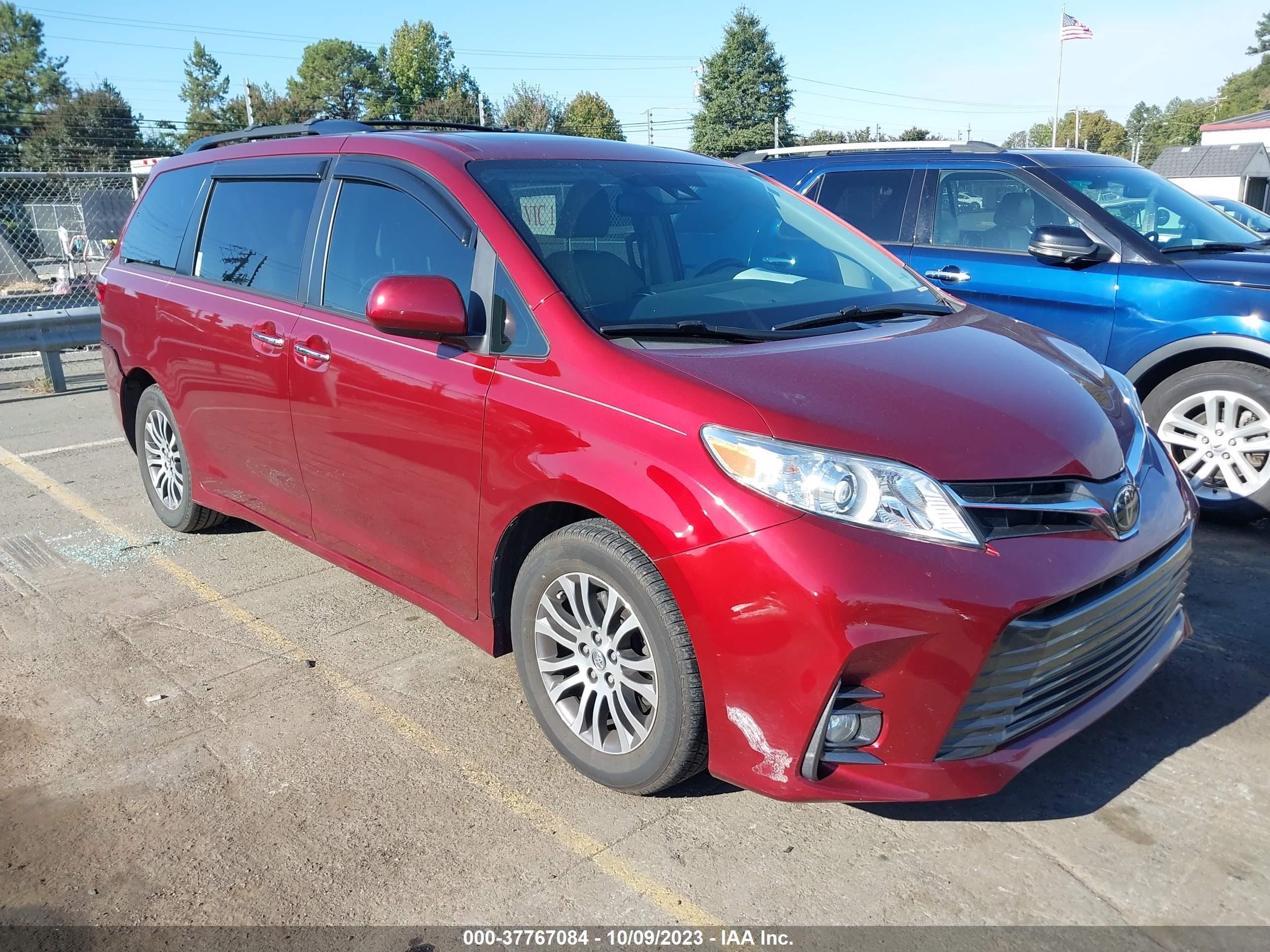 Photo 0 VIN: 5TDYZ3DC6KS012779 - TOYOTA SIENNA 